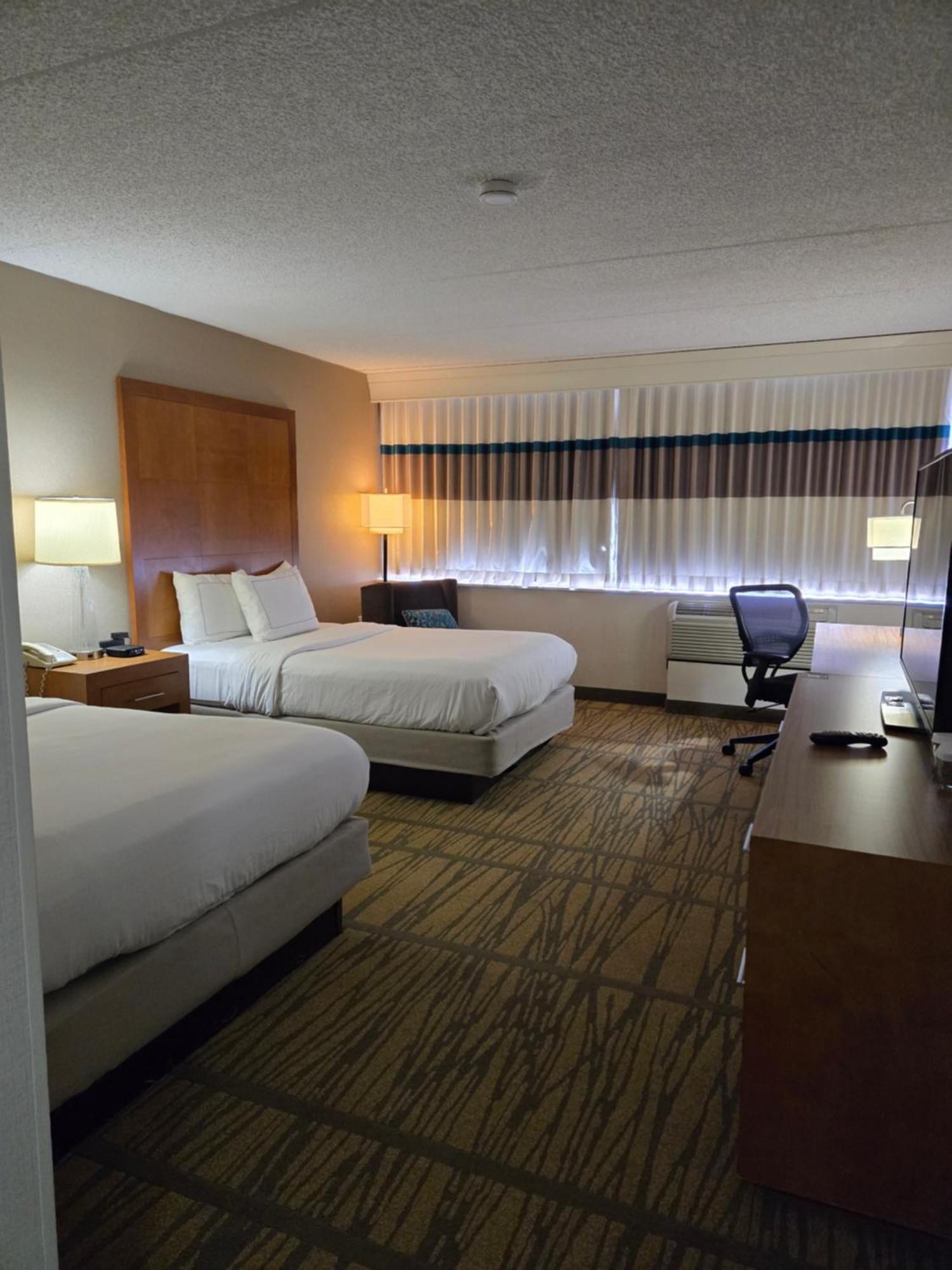 Doubletree By Hilton Rochester Henrietta Exterior foto